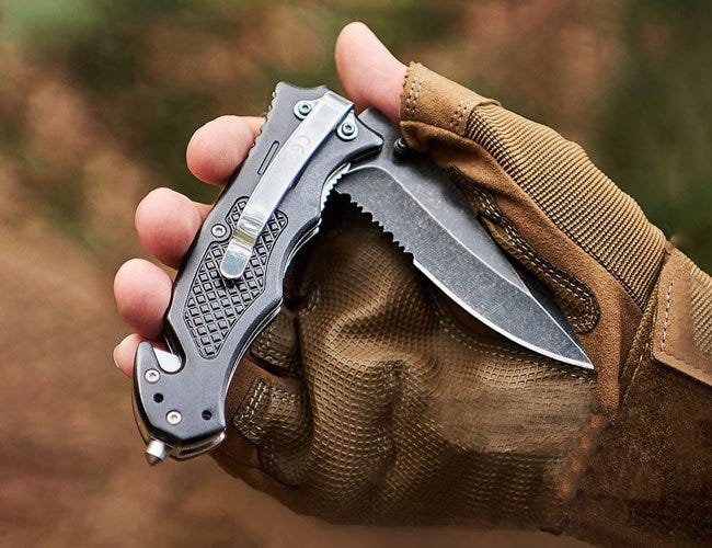factors to consider when choosing wholesale folding knives 