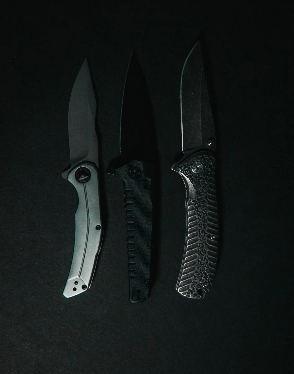 Hand-forged Damascus steel knife